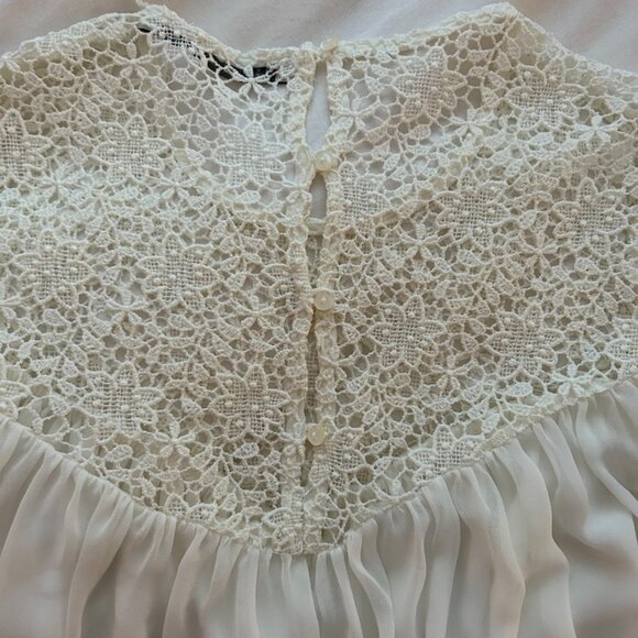 Embroidered zara top - Picture 3 of 4